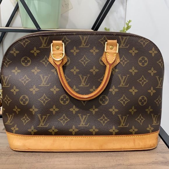 LOUIS VUITTON Monogram Alma PM - Picture 4 of 14